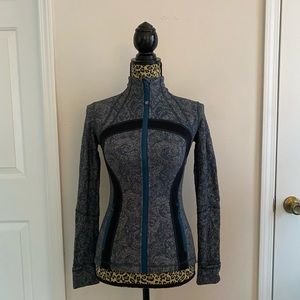 Lululemon Define Zip Up Jacket with Pockets